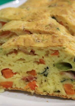 A picture of Cake Salé: Bacon & Spinach.