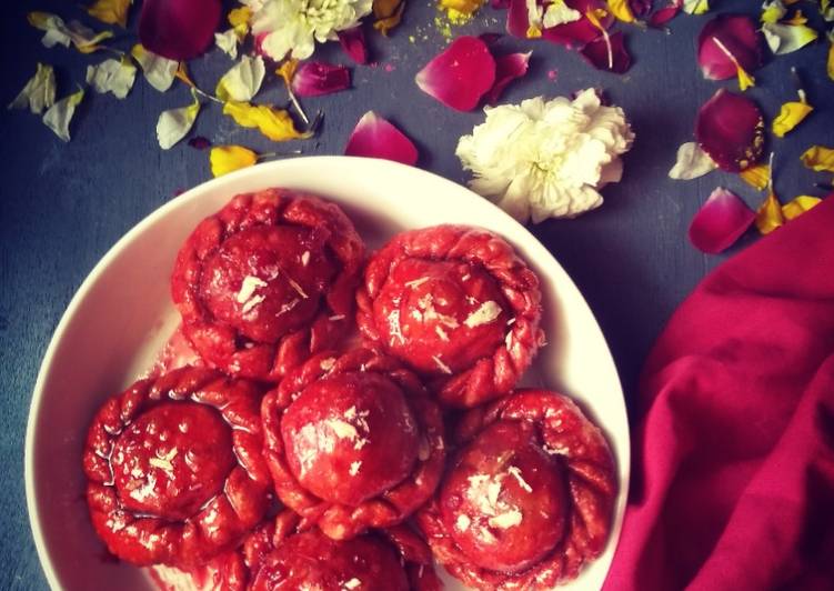 Beetroot Chandrakala Gujiya