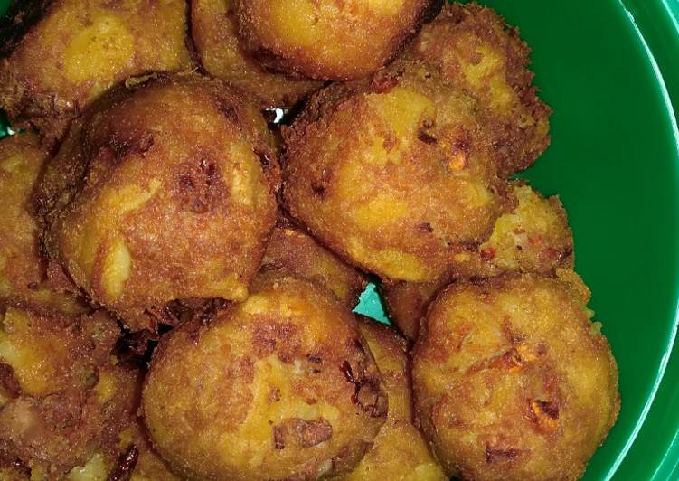 Steps to Make Homemade Meat in potatoes ball Cooking Basics for Beginners