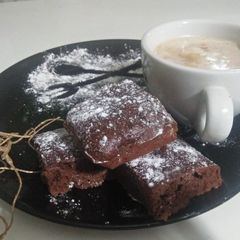 A picture of Brownies.