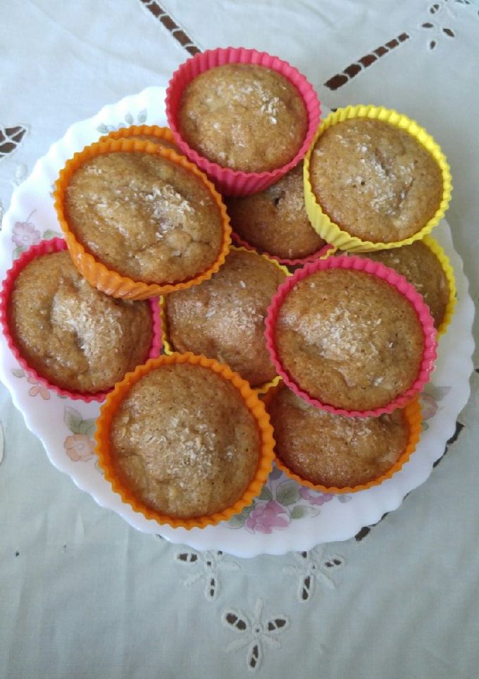 Una foto de Muffins de manzana y canela (sin huevo)