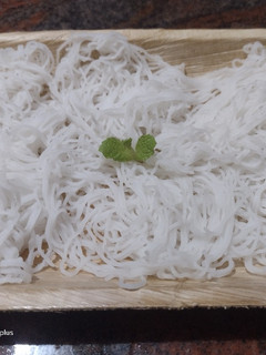 இன்ஸ்டன்ட் இடியாப்பம்🥢(instant idiyappam recipe in tamil) செய்முறை முக்கிய புகைப்படம்