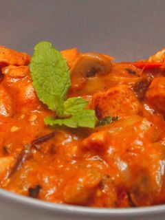 Zöldséges vörös curry recept fotója