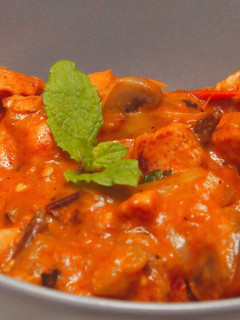 Zöldséges vörös curry recept fotója