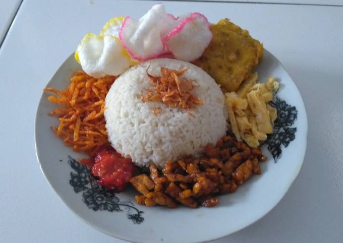 Resep Yang simpel buat orang rumah.nasi uduk ala Resep Yang simpel buat orang rumah.nasi uduk ala