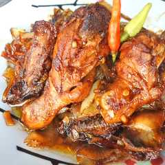 รูปของ Ayam goreng mentega