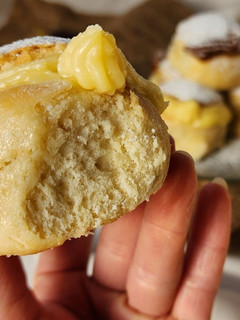 Una foto de 🥐 Miguelitos 🥐 Pan de leche 🥐 Las facturas más fáciles que existen