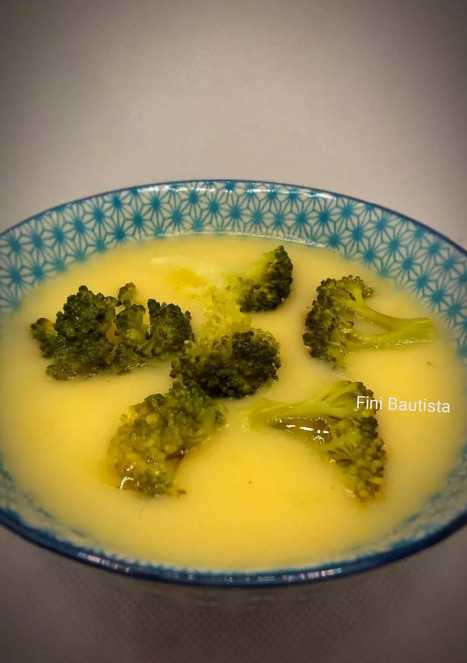 Una foto de Crema de patata con brócoli