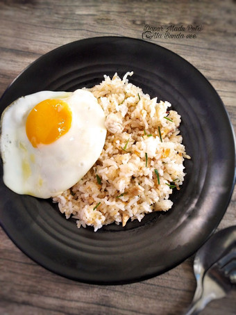 Resep Nasi Goreng Daun Jeruk, Lezat Sekali