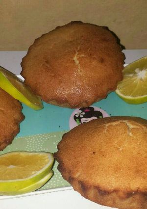A picture of Orange cake.