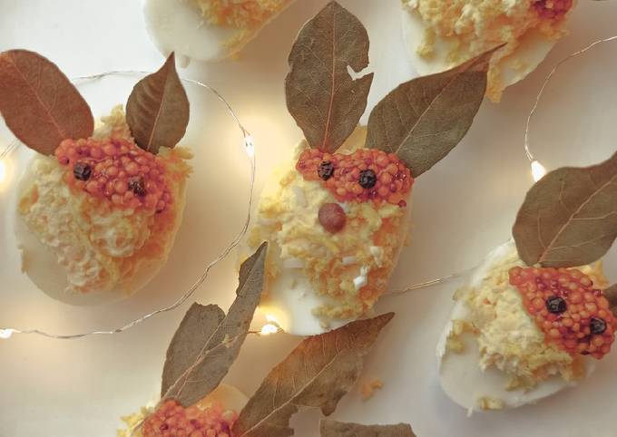 Новогодние закуски Фаршировані яйця