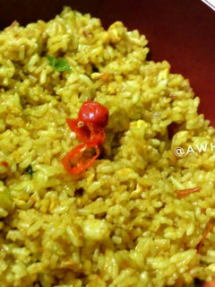 Foto resep NASI GORENG KUNYIT Topping Otak otak & Bakso