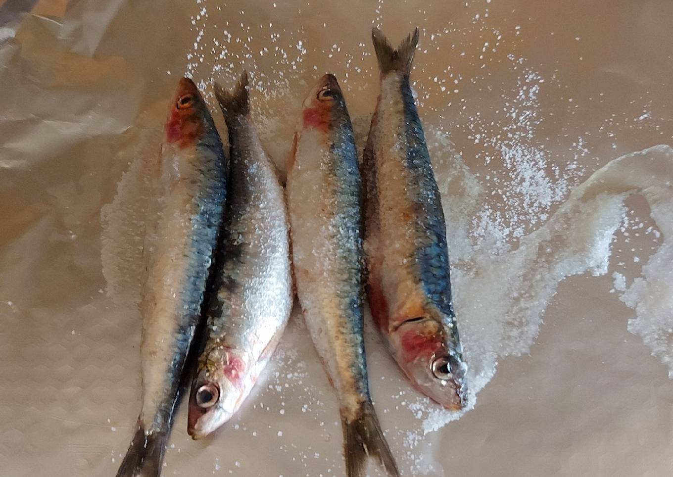 Sardinas a la plancha en papillote