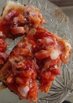 A picture of Bread Pizza.