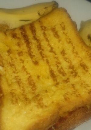 A picture of Toasted bread. #4weekschallenge.