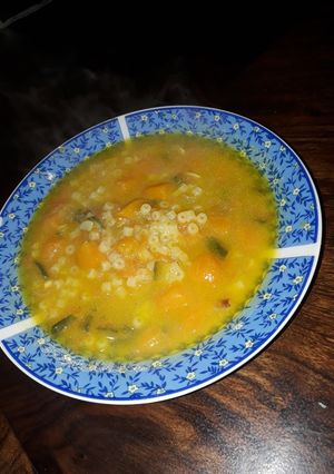 Una foto de Sopita de verdura y fideitos