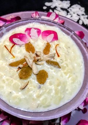 पोहा खीर (झटपट तैयार) रेसिपी मुख्य फोटो