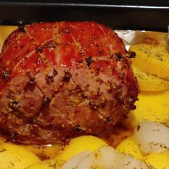 A picture of Gammon Joint with Honey and Mustard Glaze.