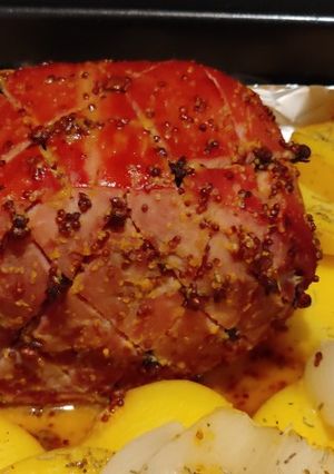 A picture of Gammon Joint with Honey and Mustard Glaze.
