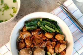 Resep Bihun ayam jamur Sederhana Dan Enak