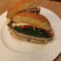 A picture of Italian Mushroom Burger.