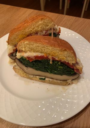 A picture of Italian Mushroom Burger.