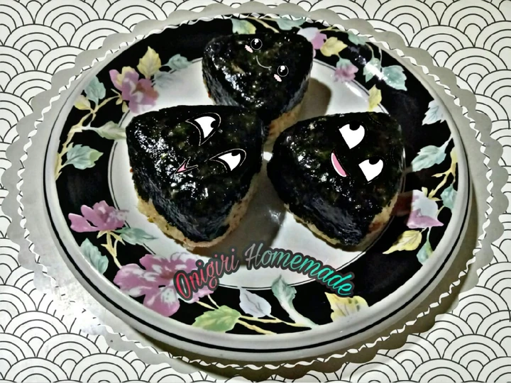 Langkah Mudah untuk Menyiapkan Resep  Onigiri (Nasi Kepal) yang Bikin Ngiler, Enak Banget