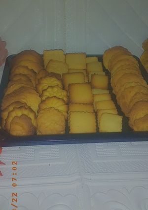 A picture of Butter cookies.