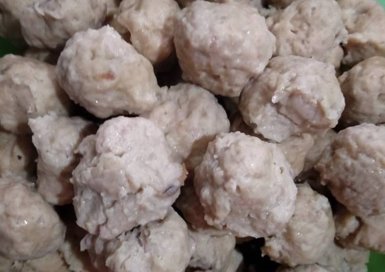 Cara Gampang meracik Bakso ayam empuk, Enak