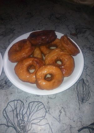 A picture of Doughnut mai icing sugar.