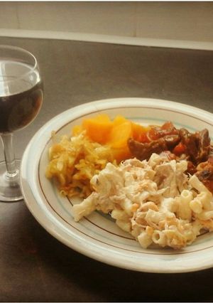 A picture of Pasta salad.