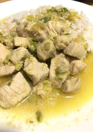 A picture of Chicken in orange sauce.