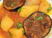 A picture of aloo salan