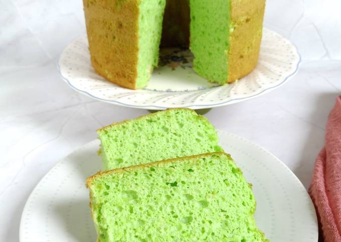 Resep Pandan Chiffon Cake Putih Telur Oleh Isnawati Cookpad