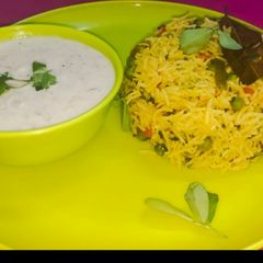 Methi mutter pulao A picture of Methi mutter pulao.
