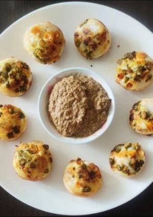 A picture of Maize flour, sweet corn vegetable fritters.