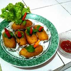 A picture of Kroket singkong isi sosis#beranibeking.
