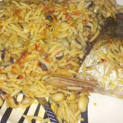 A picture of Jallof din shinkafa da wake.