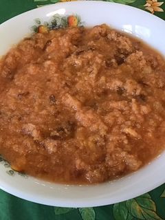 Une photo de Compote de prunes, coings et pommes