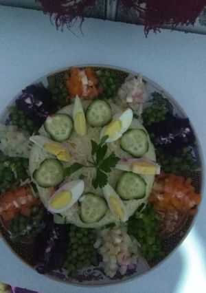 صورة لوصفة سلطة الأرز الراقية بالخضار