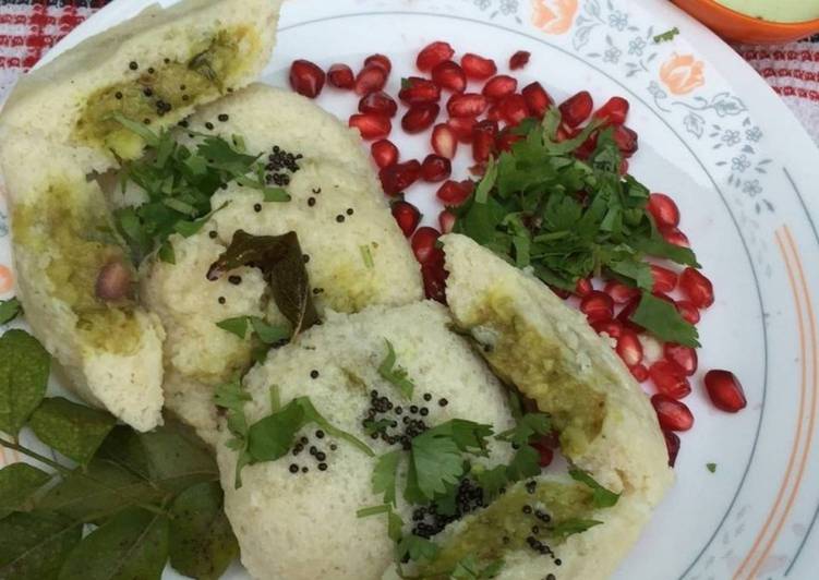 Step-by-Step Guide to Prepare Favorite Potato stuff idli