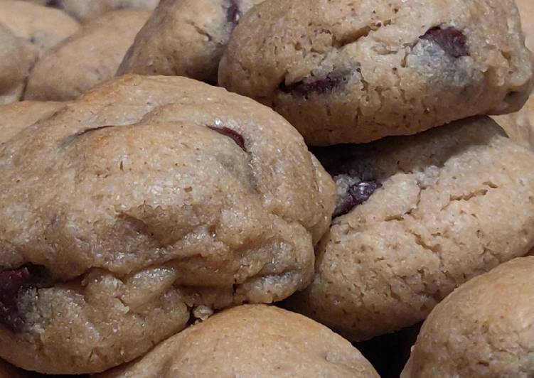 Steps to Cook Appetizing Chocolate Chip Cookie Balls (Sugar Free)
