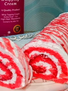 A picture of Strawberry Swiss roll.