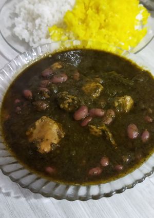 عکسی از دستور قرمه سبزی با مرغ