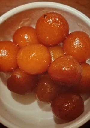 A picture of Jhatpat Gulab Jamun.