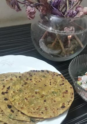 A picture of Besan ki chapaati.