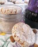 Galletas de almendra y licor de grosella