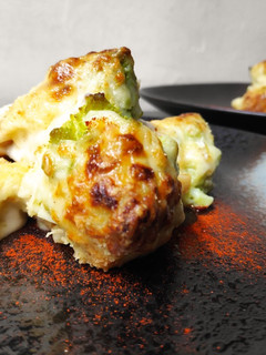 Una foto de Romanesco al ajillo gratinado