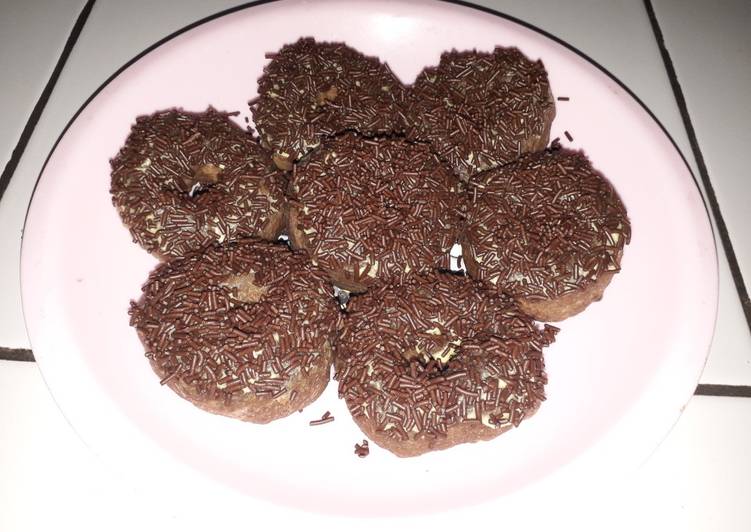 Donat kentang coklat