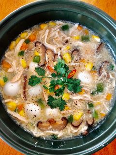 Hình của món Súp gà rau củ 🌽 🫑 🥕 🥚 🍄.